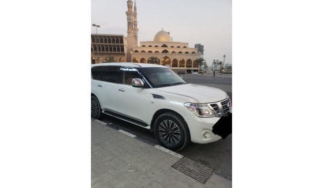 Nissan Patrol 2013 white color used car
