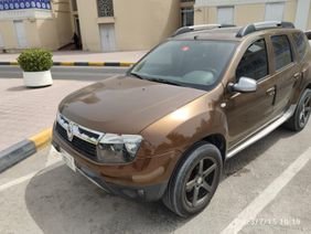 Renault Duster 2014 Brown color used car