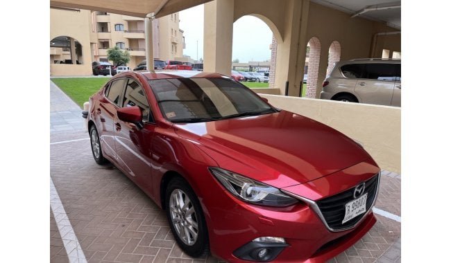 Mazda 3 2016 red color used car
