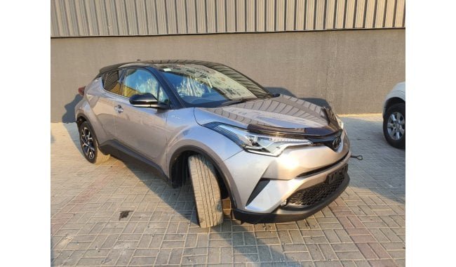 Toyota C-HR 2018 silver color used car
