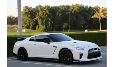 Nissan GT-R 2015 white color used car