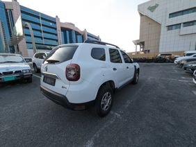 Renault Duster 2020 White color used car