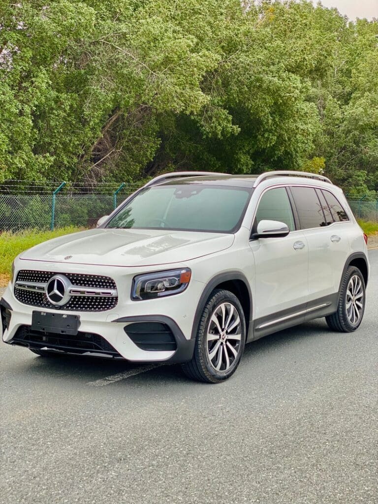 Mercedes-Benz GLB 2019 White color used car