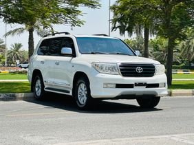 For sale in Sharjah 2009 Land Cruiser