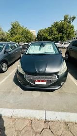 Well maintained “2013 Peugeot 208