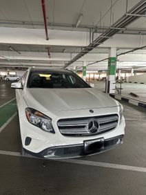 2016 GLA 190000