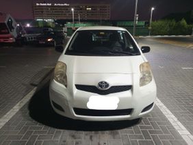 300000 2010 Yaris