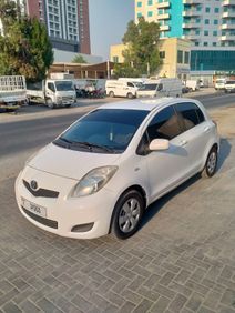 240000 2010 Yaris