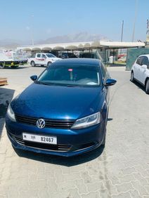 For sale in Fujairah 2013 Jetta