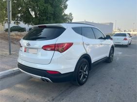 For sale in Abu Dhabi 2015 Santa Fe