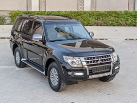 For sale in Dubai 2015 Pajero