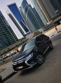 For sale in Abu Dhabi 2016 Outlander