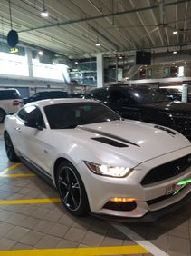 For sale in Abu Dhabi 2017 Mustang