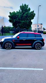 For sale in Abu Dhabi 2018 Countryman