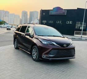 Well maintained “2021 Toyota Sienna