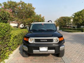 For sale in Dubai 2022 FJ Cruiser