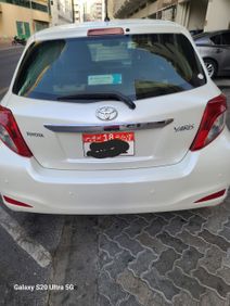 105800 2013 Yaris