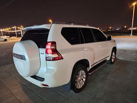 For sale in Ajman 2016 Land Cruiser