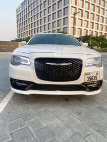 European 2019 Chrysler 300