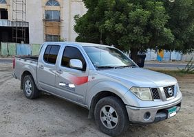 261000 2013 Navara