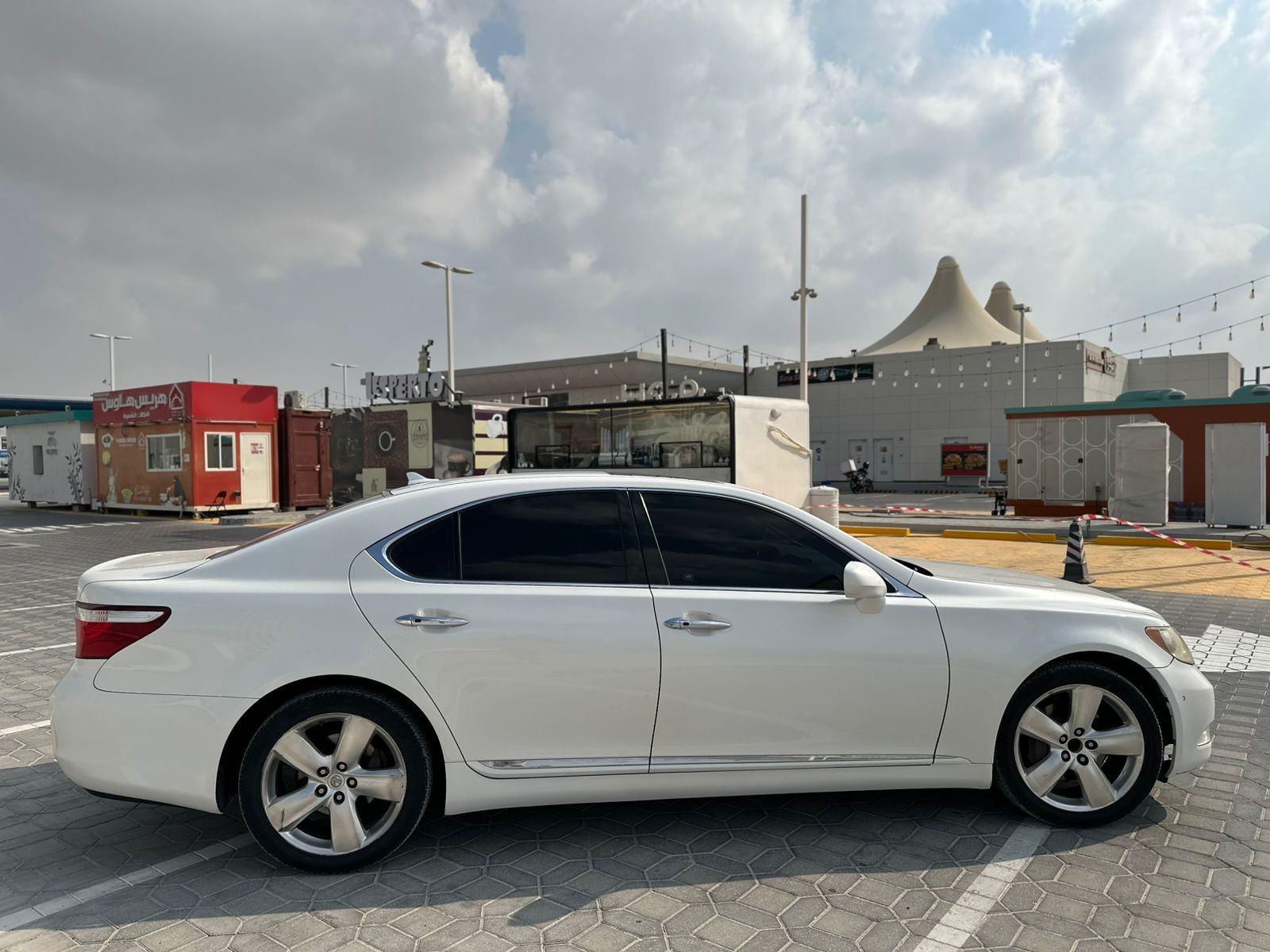 338000 2008 LS-Series