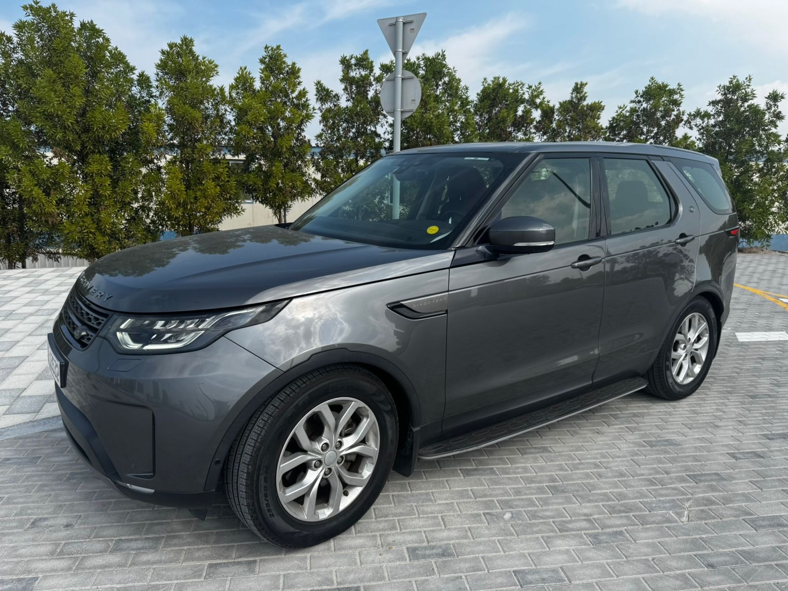 151000 2019 Discovery