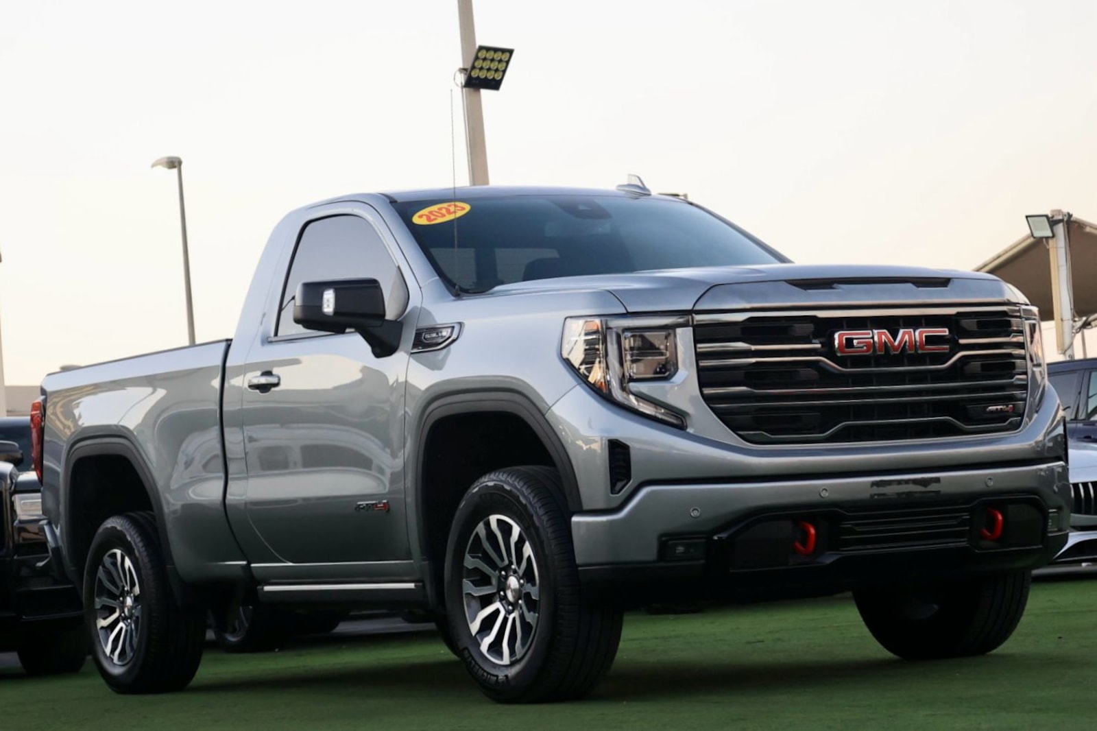 2023 GMC Sierra GCC